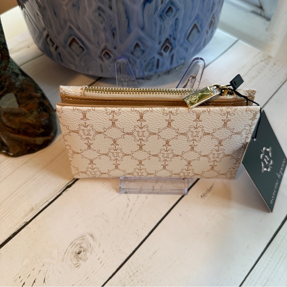 Nanette Lepore | Mya Slim Bifold Wallet, Cream and Gold - Picture 3 of 8